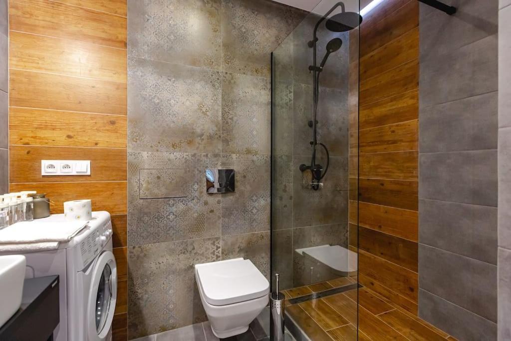 Nowoczesny Apartament W Sercu Mokotowa Varsóvia Exterior foto